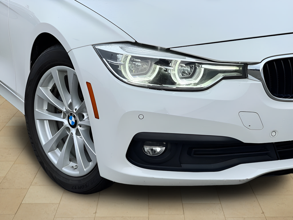 Used 2016 BMW 320i xDrive Sedan AWD/4WD image 41