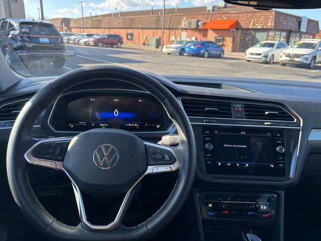 Used 2024 Volkswagen Tiguan SE image 13