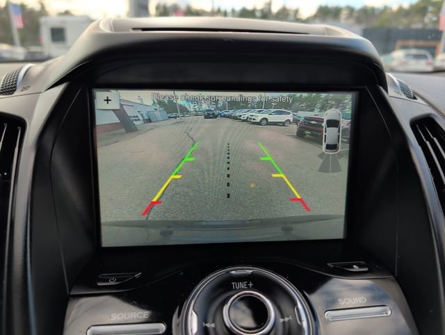 Used 2018 Ford Escape Titanium w/ Ford Safe & Smart Package image 28