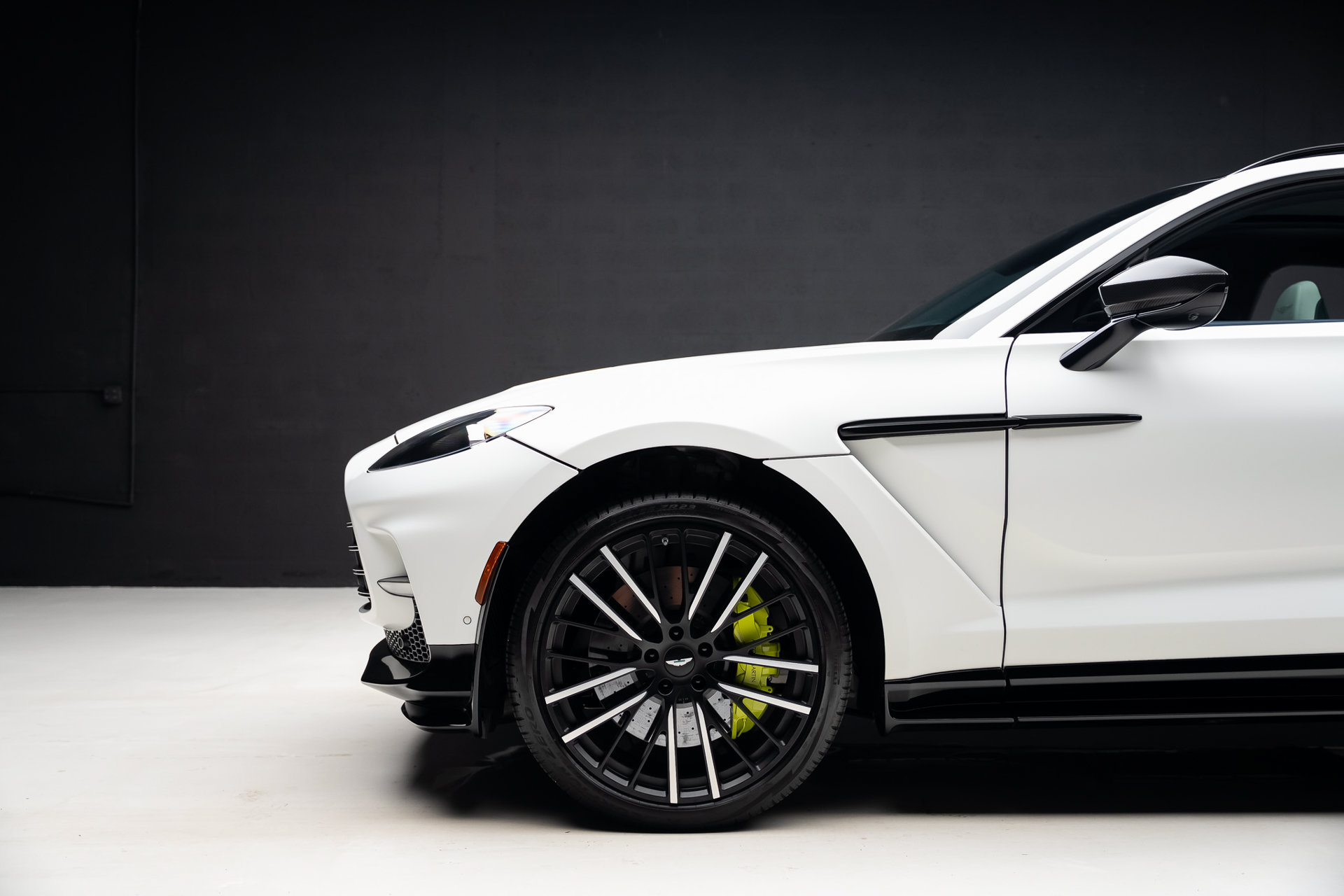 Used 2023 Aston Martin DBX 707 AWD/4WD image 19