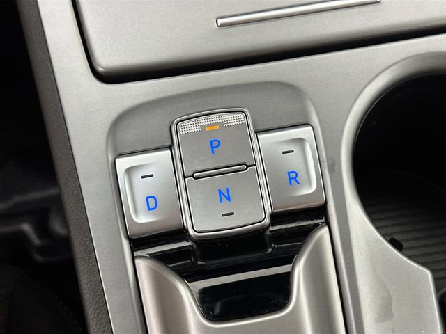 Used 2023 Hyundai Kona SE w/ Cargo Package image 14