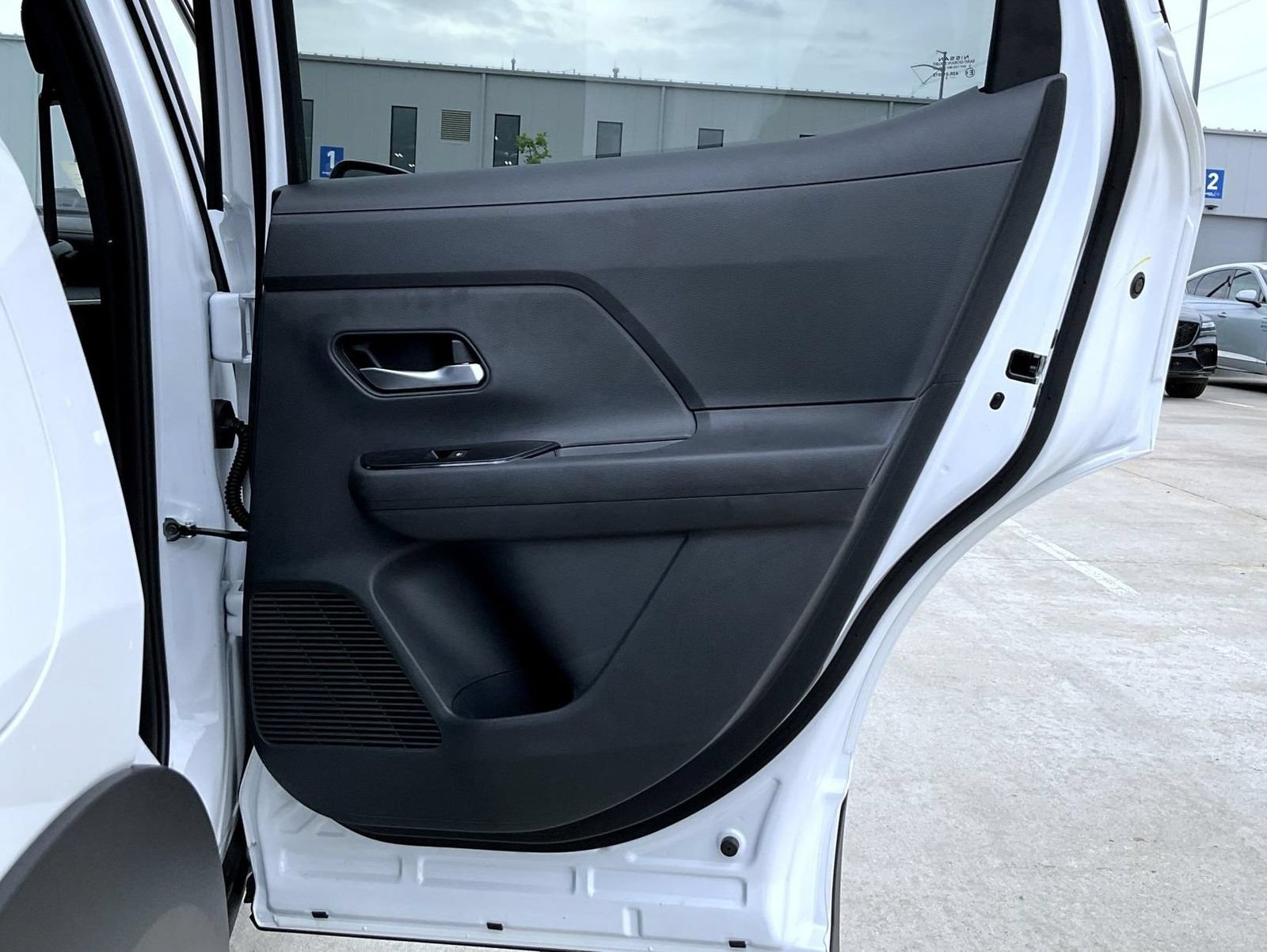 New 2026 Nissan Kicks SV AWD/4WD image 18