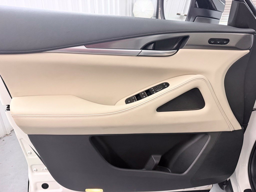 Certified 2024 INFINITI QX60 Luxe w/ Cargo Package FWD image 12