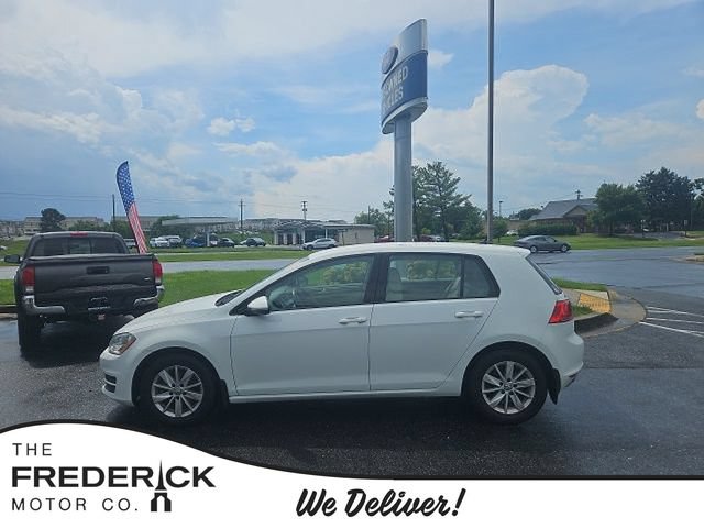 Used 2015 Volkswagen Golf S FWD image 1