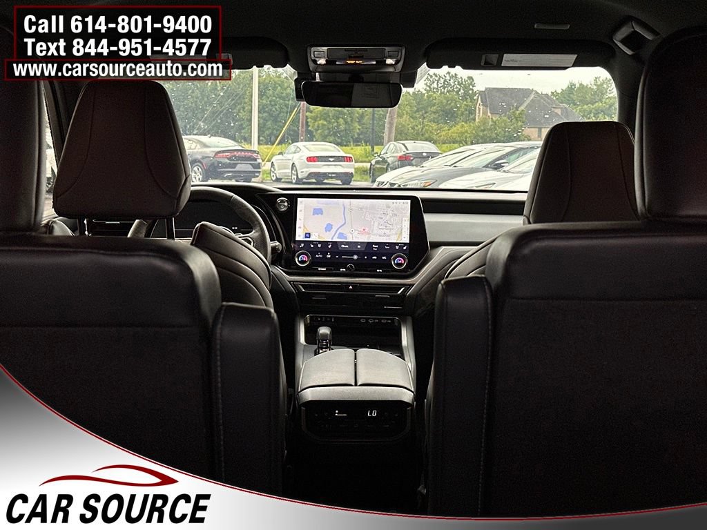 Used 2024 Lexus TX 500h AWD w/ Technology Package image 28