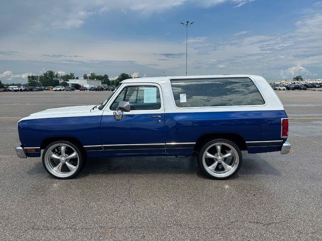 Used 1989 Dodge Ramcharger 2WD image 8