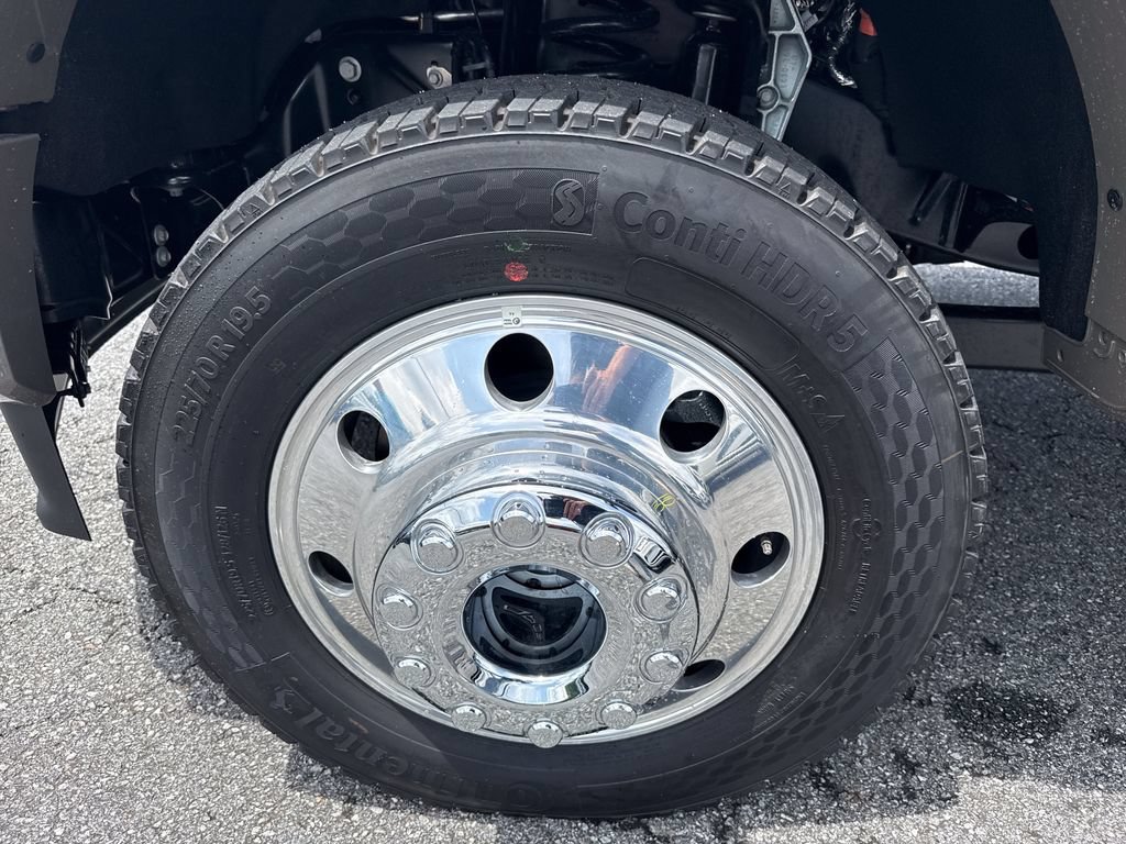 Used 2026 Ford F450 King Ranch w/ Chrome Package AWD/4WD image 11