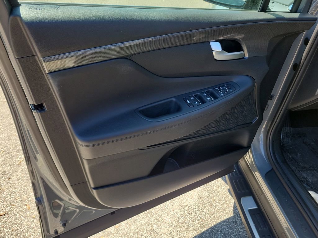 Used 2023 Hyundai Santa Fe XRT w/ Winter Weather Package image 18