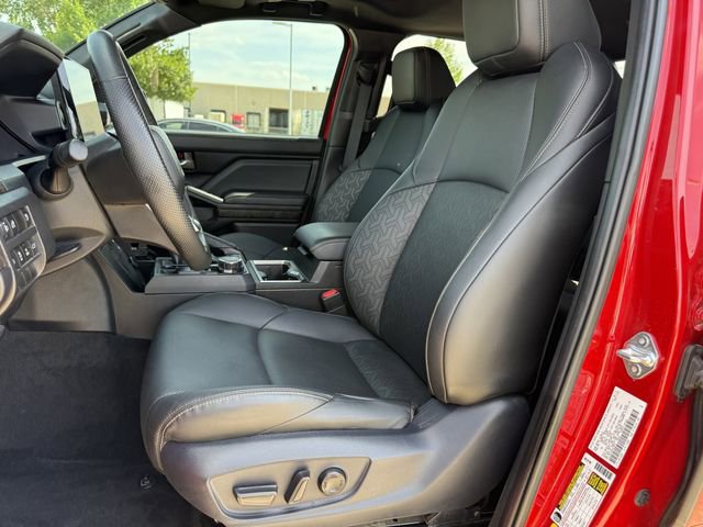 Used 2024 Toyota Tacoma Limited AWD/4WD image 28