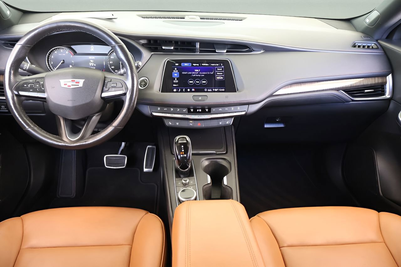 Used 2020 Cadillac XT4 Sport image 14