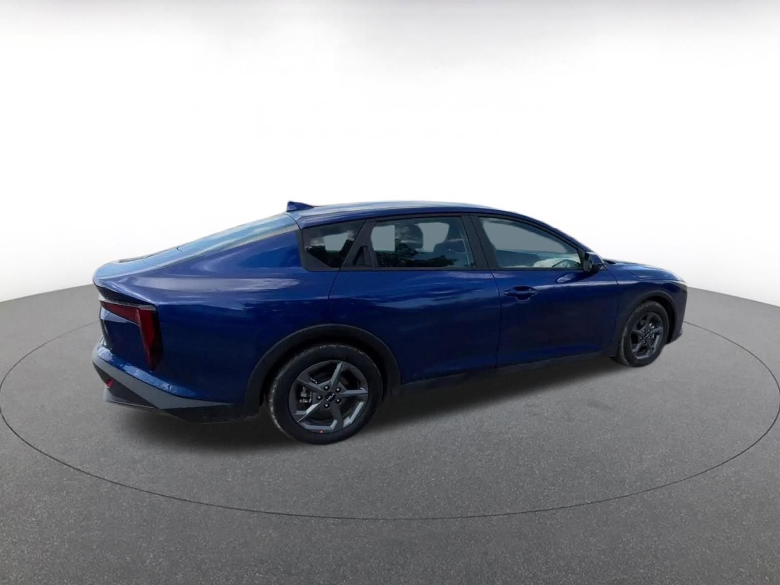 Used 2025 Kia K4 FWD image 15