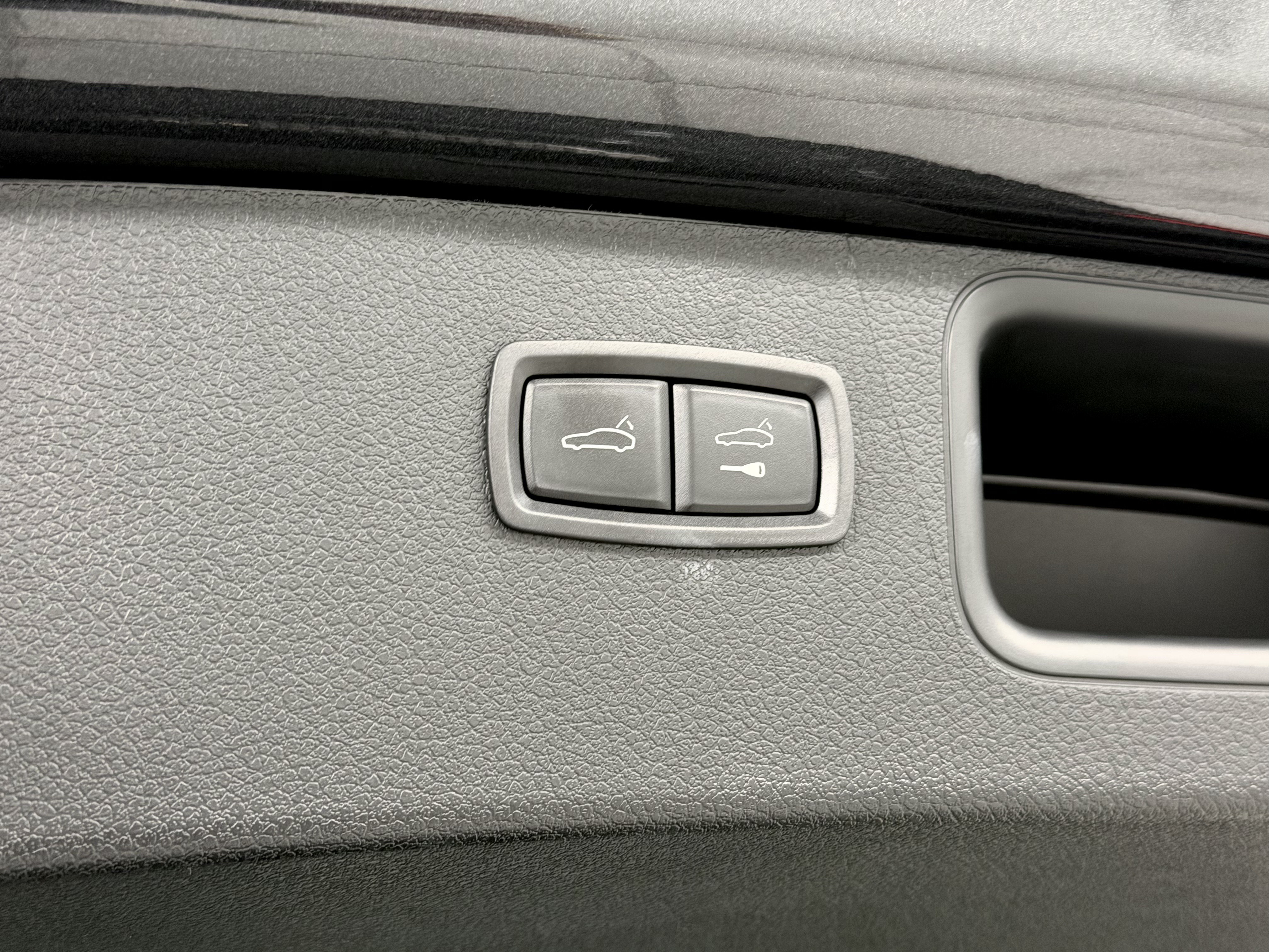 Certified 2026 Porsche Macan S AWD/4WD image 65