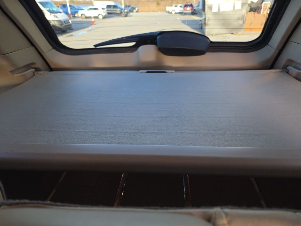 Used 2012 Jeep Grand Cherokee Overland image 12