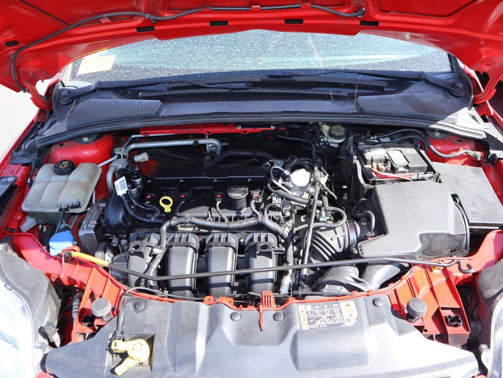 Used 2014 Ford Focus SE FWD image 12