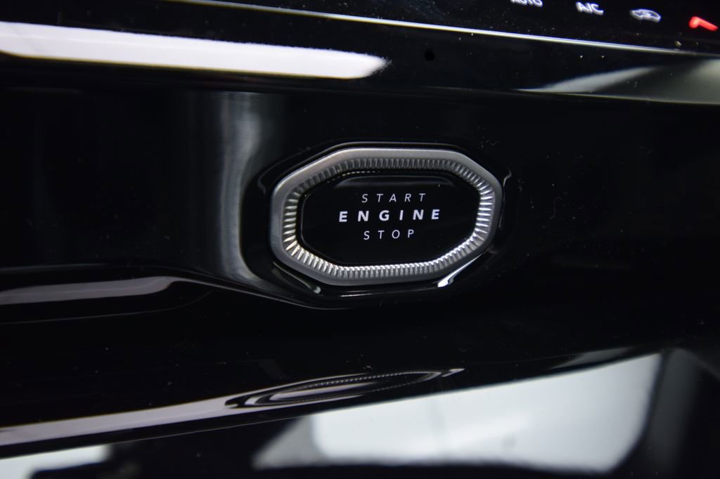 New 2026 Jeep Grand Cherokee Limited image 24