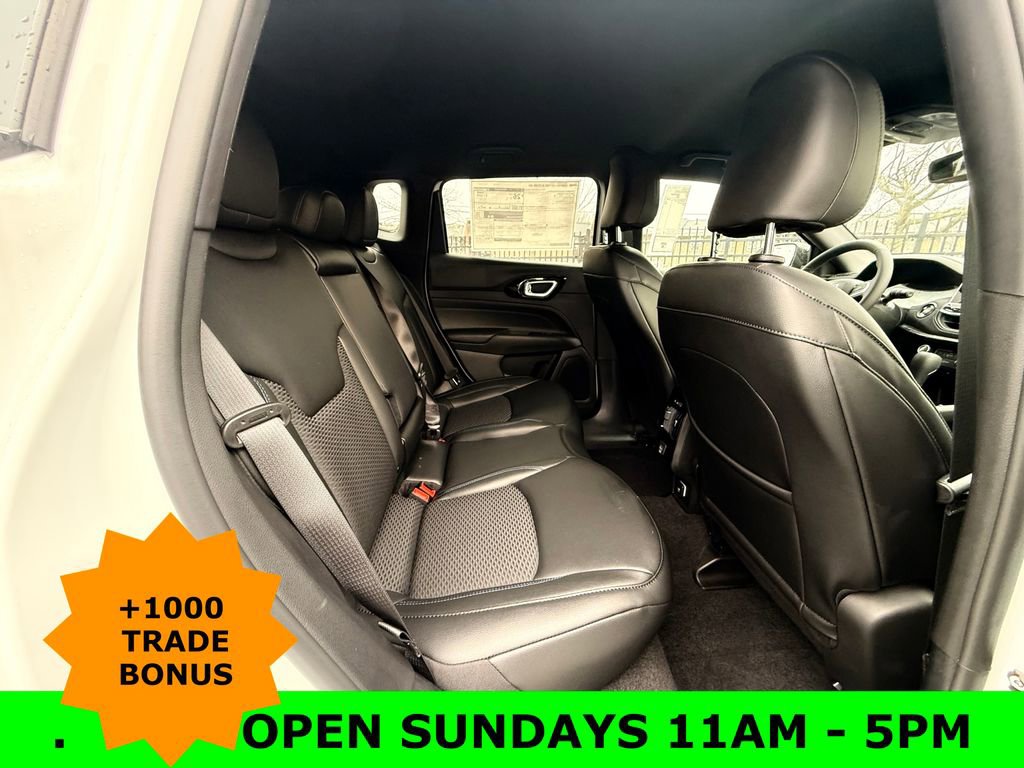 New 2026 Jeep Compass Latitude image 13