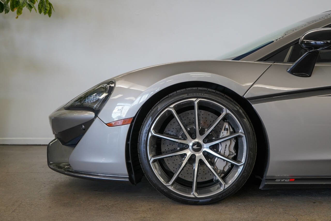 Used 2020 McLaren 570S Spider image 8