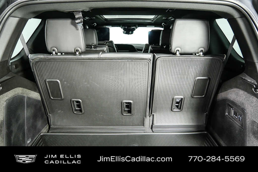 Used 2024 Cadillac Escalade Sport w/ LPO, ONYX Package image 34