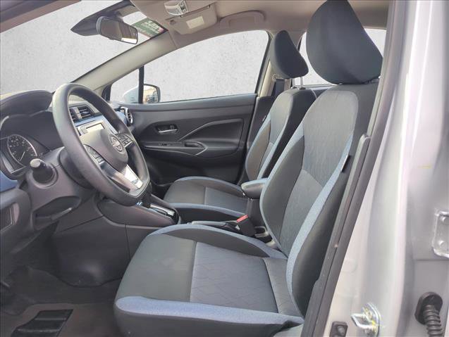 Used 2025 Nissan Versa SV image 15