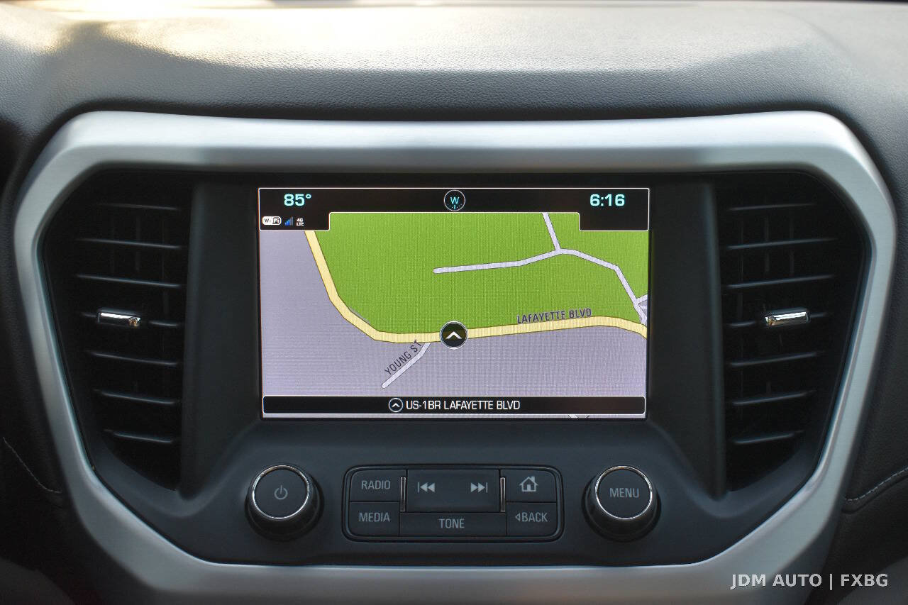 Used 2018 GMC Acadia SLT w/ LPO, Floor Liner Package AWD/4WD image 24