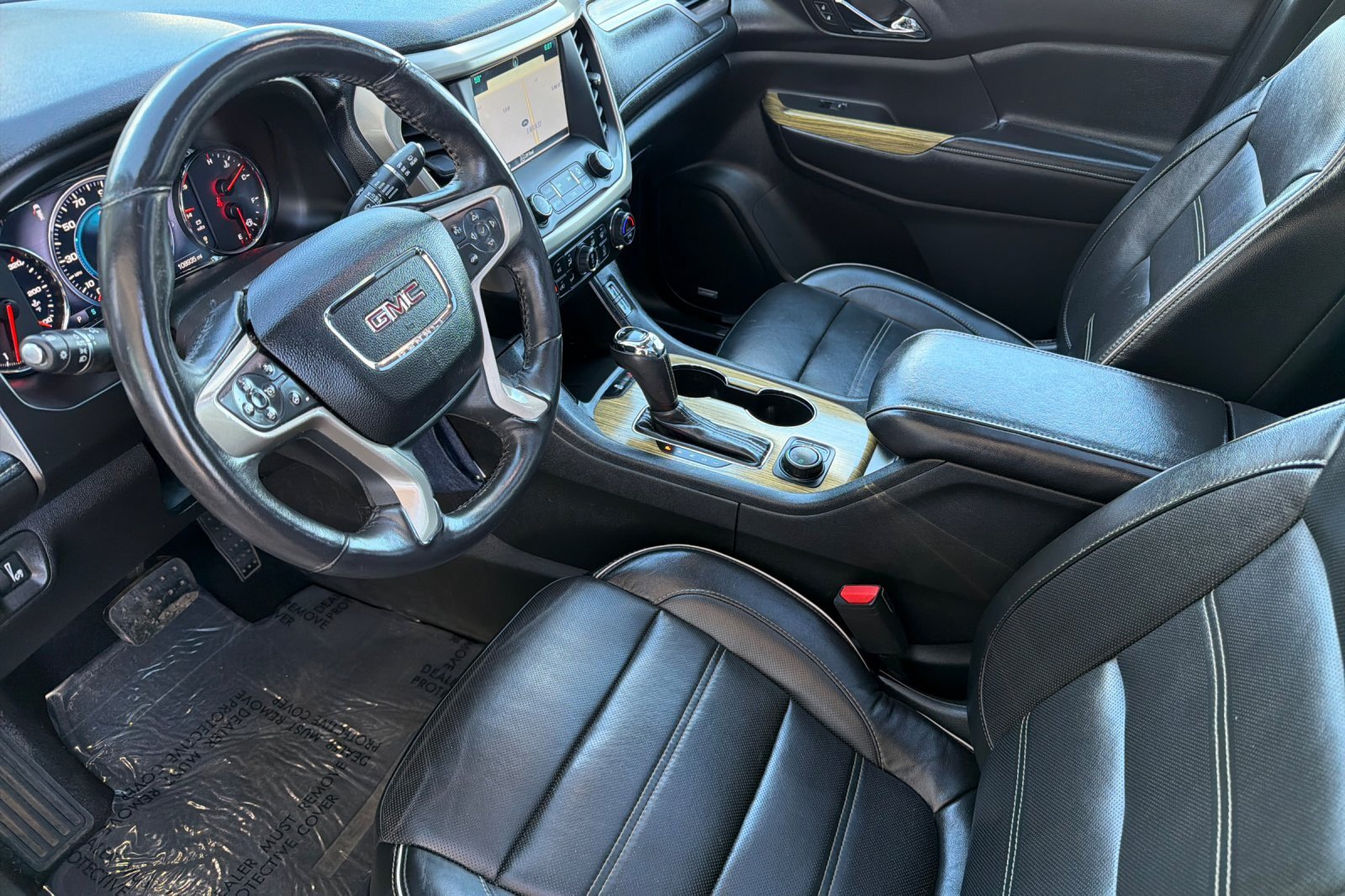 Used 2017 GMC Acadia Denali w/ Technology Package AWD/4WD image 7