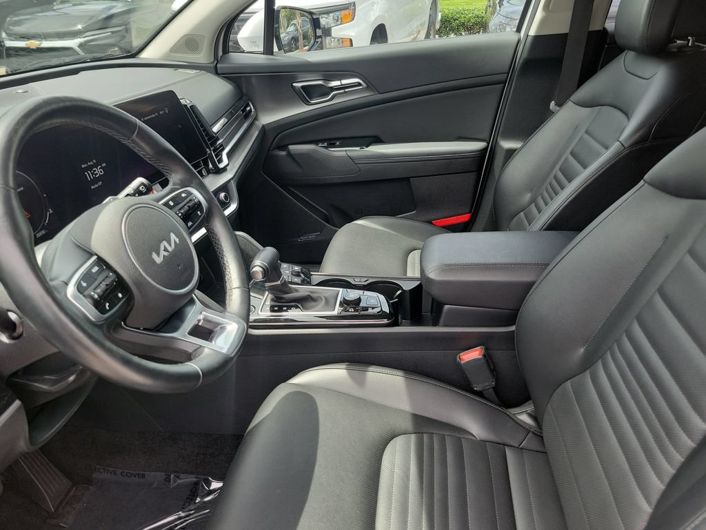 Used 2025 Kia Sportage SX FWD image 27