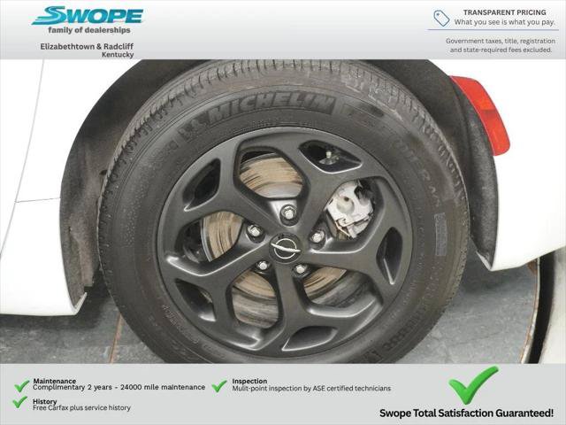 Used 2024 Chrysler Pacifica Limited FWD image 30