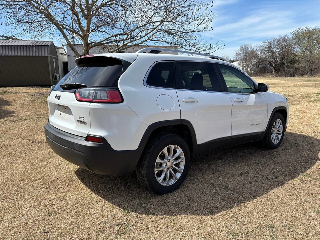 Used 2019 Jeep Cherokee Latitude w/ Popular Appearance Group image 5
