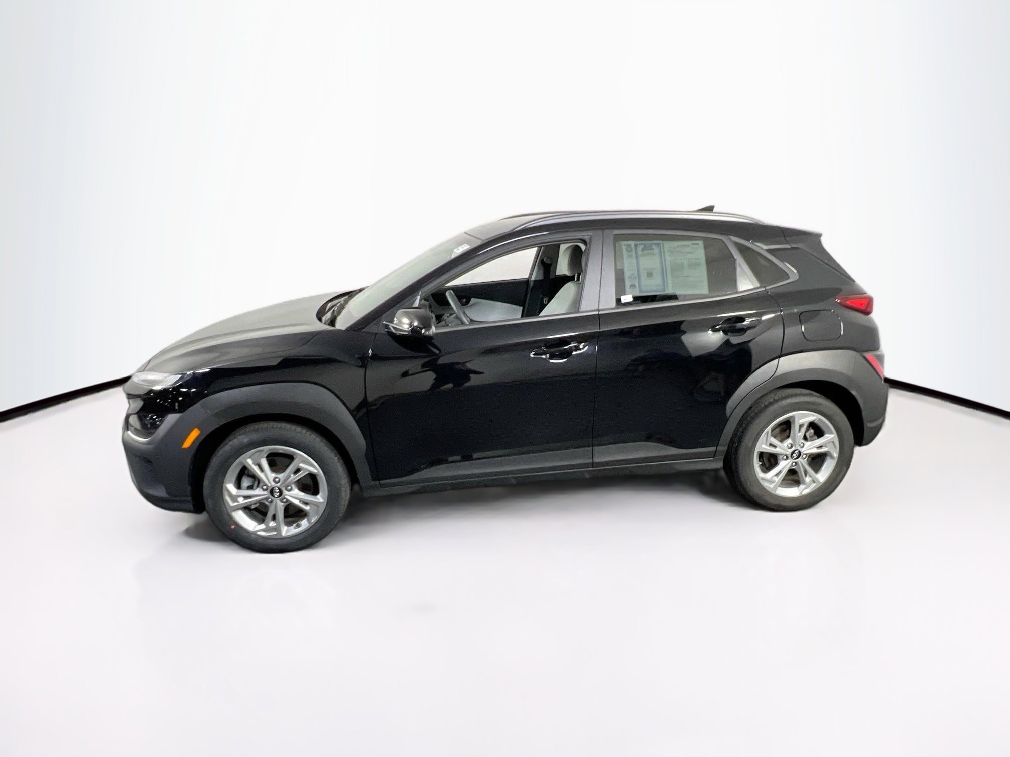 Used 2023 Hyundai Kona SEL w/ Cargo Package AWD/4WD image 8