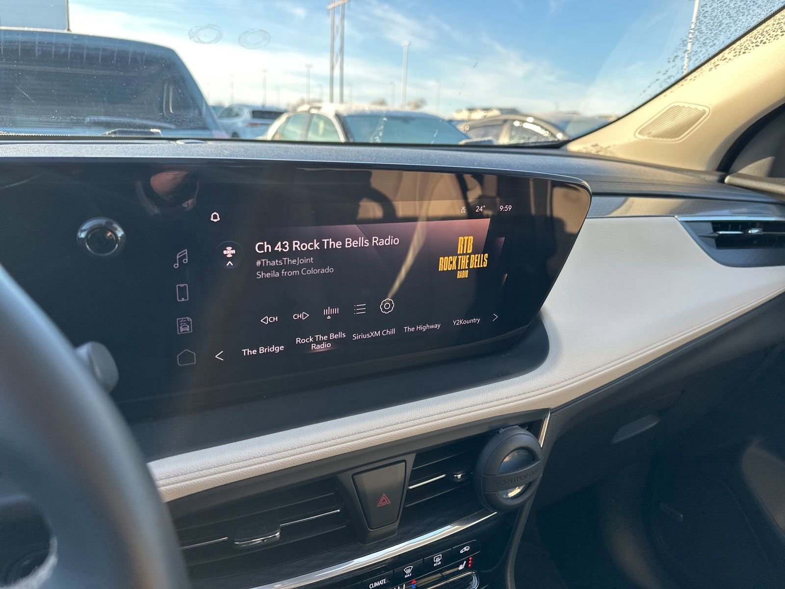 Used 2024 Buick Encore GX Avenir w/ Avenir Convenience Package image 43