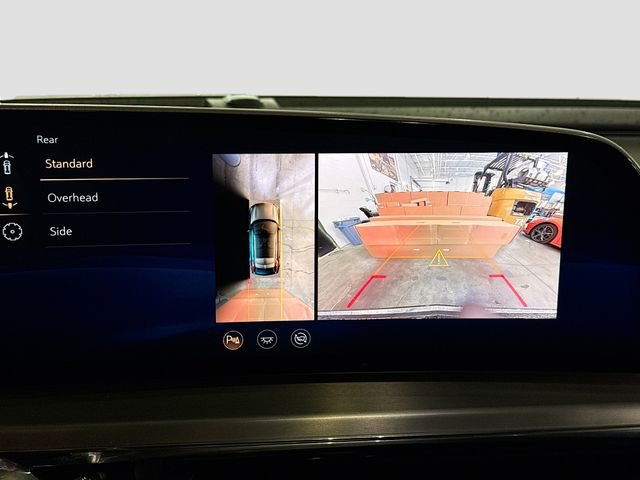 Used 2023 Cadillac Lyriq 2WD image 15
