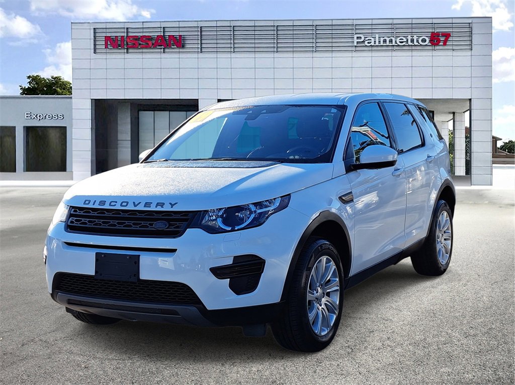 Used 2019 Land Rover Discovery Sport SE image 3