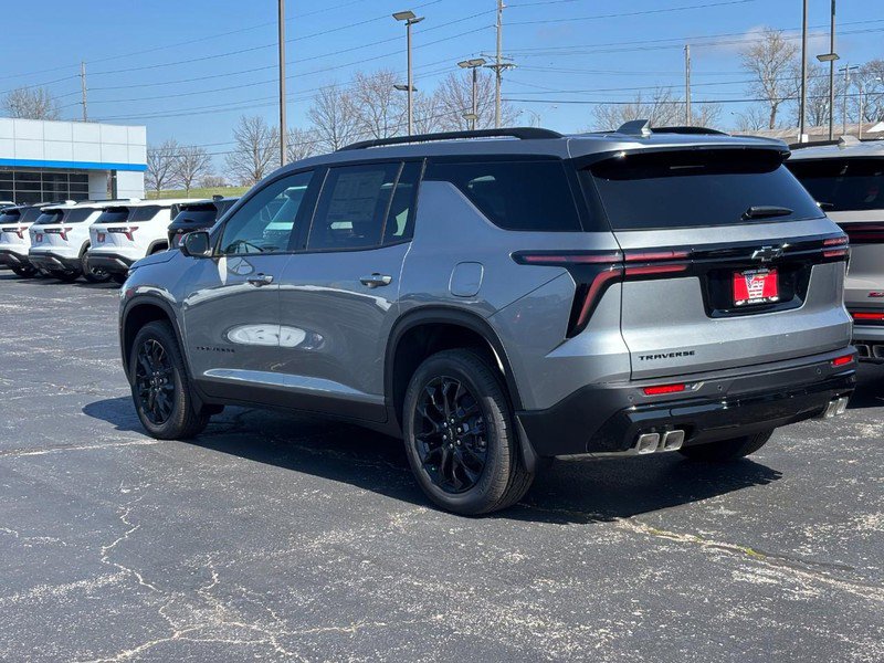 New 2026 Chevrolet Traverse LT w/ Midnight/Sport Edition image 3