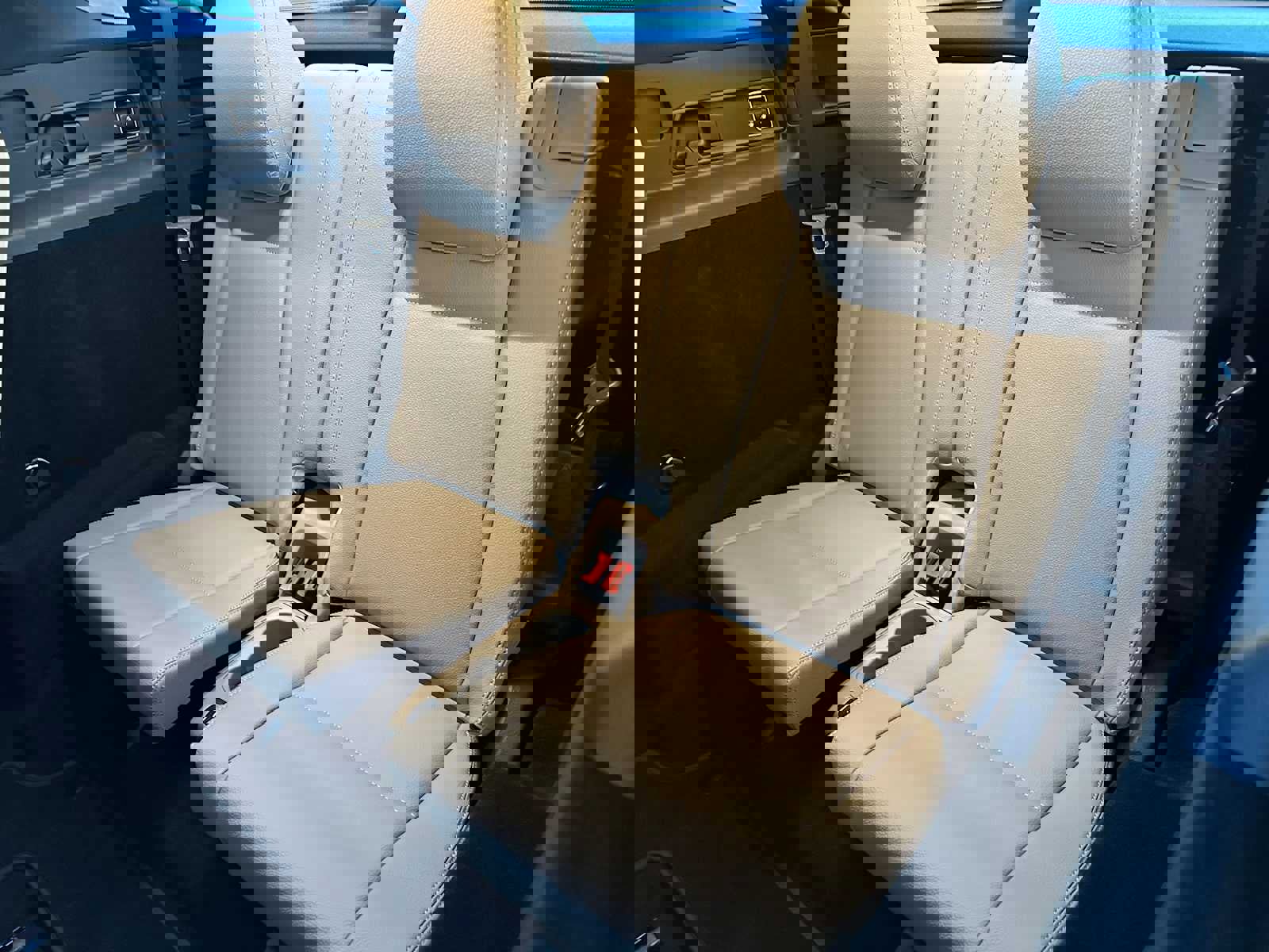 Used 2024 Mercedes-Benz GLE 450 4MATIC image 16