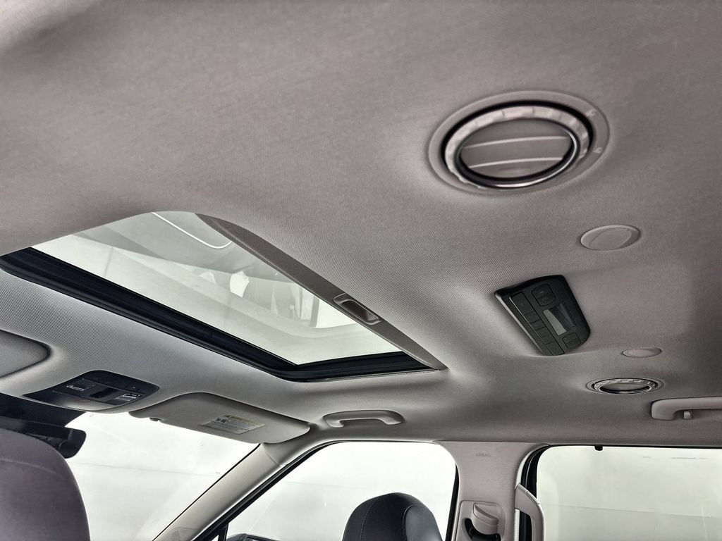 New 2026 Hyundai Palisade SEL Premium FWD image 16