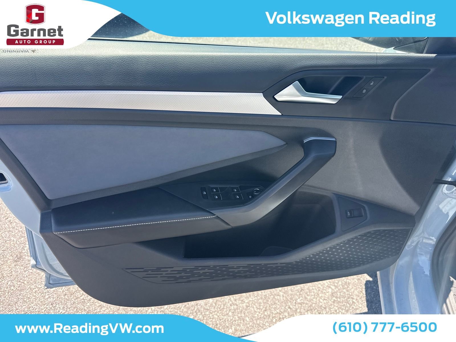 Used 2026 Volkswagen Jetta SE FWD image 11