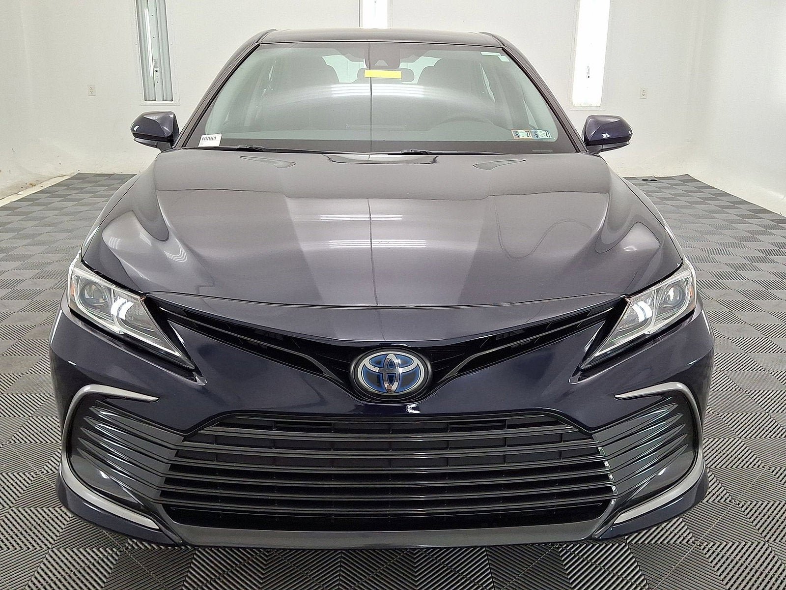 Used 2021 Toyota Camry LE FWD image 20
