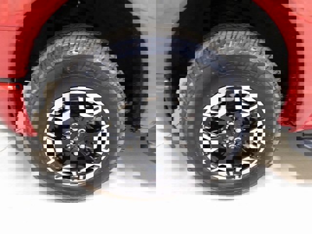 Used 2023 Ford F150 Lightning XLT image 11