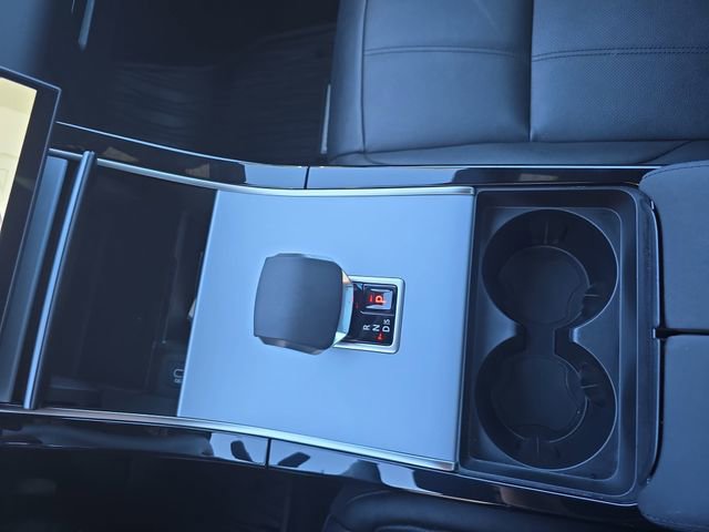 Certified 2025 Land Rover Range Rover Evoque S image 25