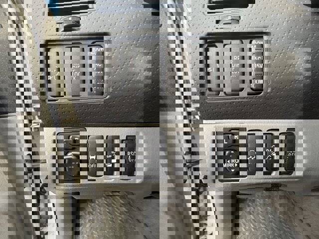 Used 2009 Toyota Tacoma 4x4 Double Cab w/ TRD Off-Road Pkg image 19