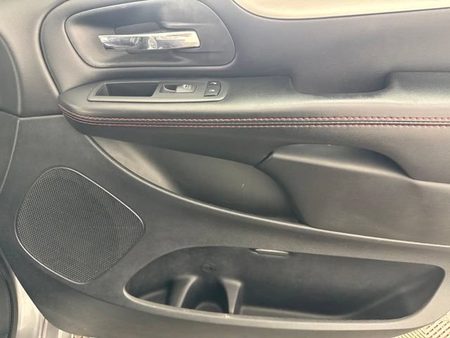Used 2019 Dodge Grand Caravan GT FWD image 19