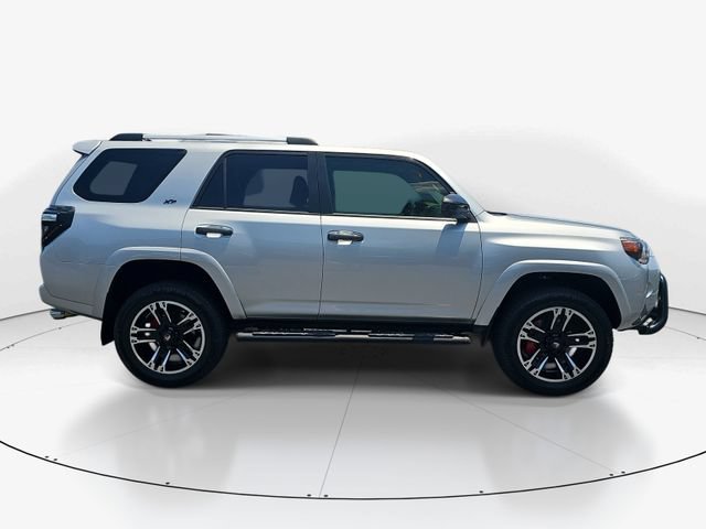 Used 2022 Toyota 4Runner SR5 RWD image 2