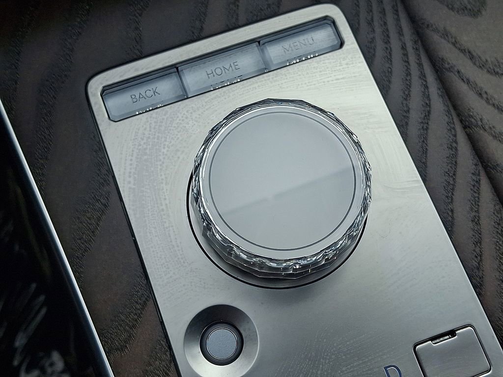 Used 2025 Genesis G80 2.5T Advanced image 28