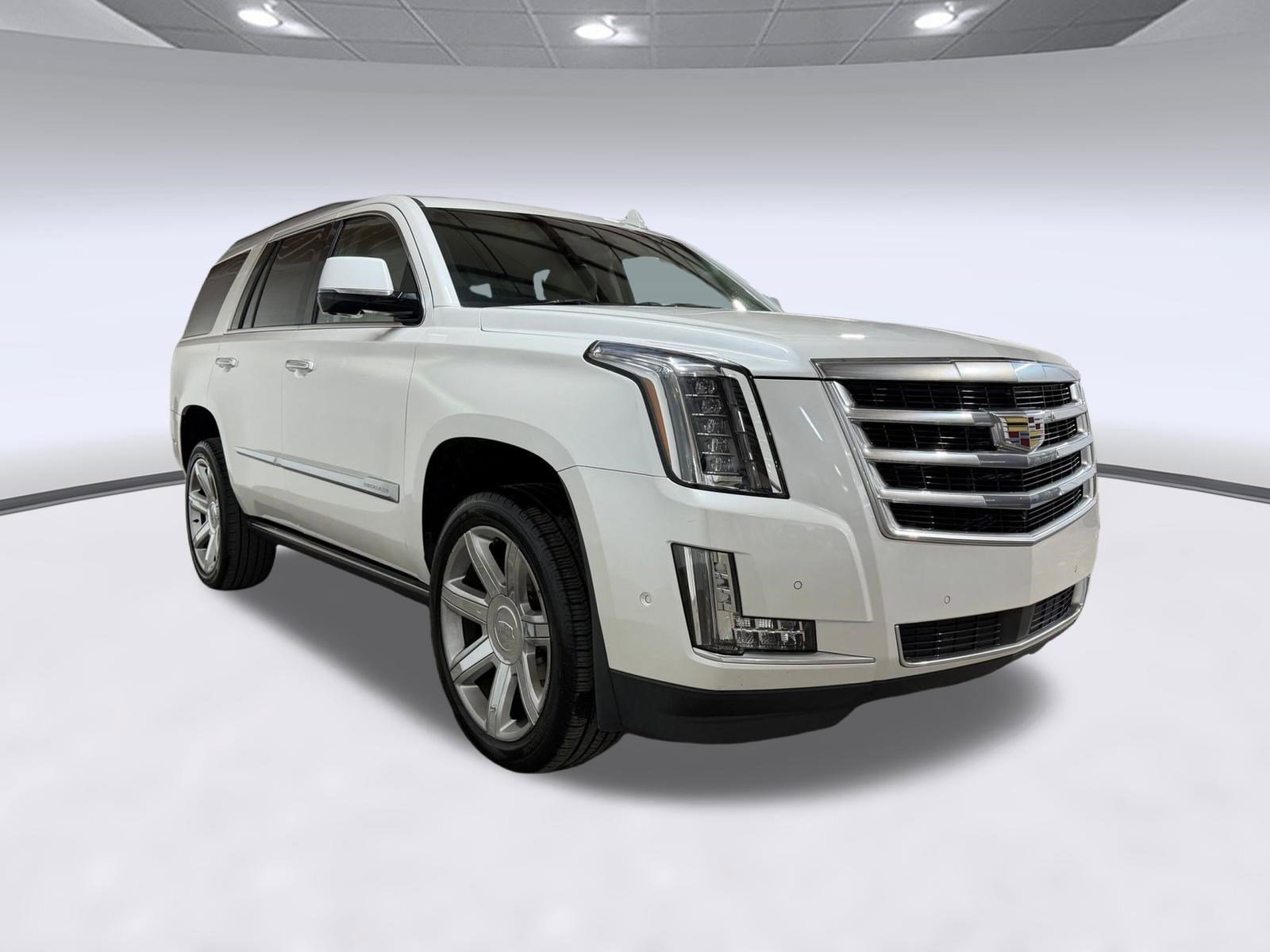 Used 2017 Cadillac Escalade Premium Luxury RWD image 21