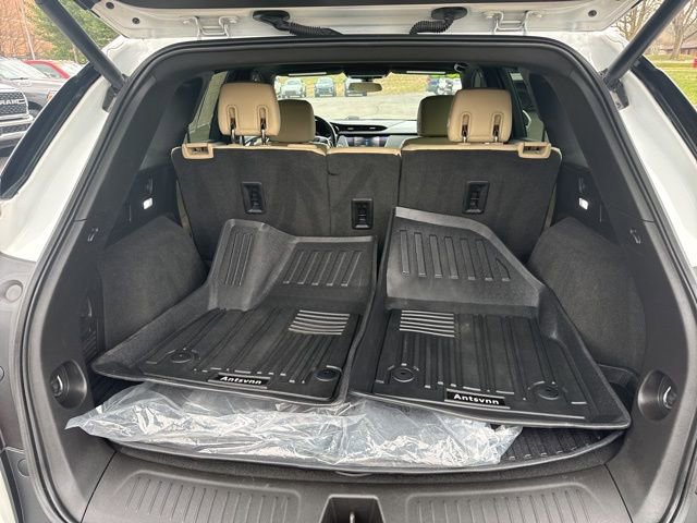 Used 2018 Cadillac XT5 AWD image 31