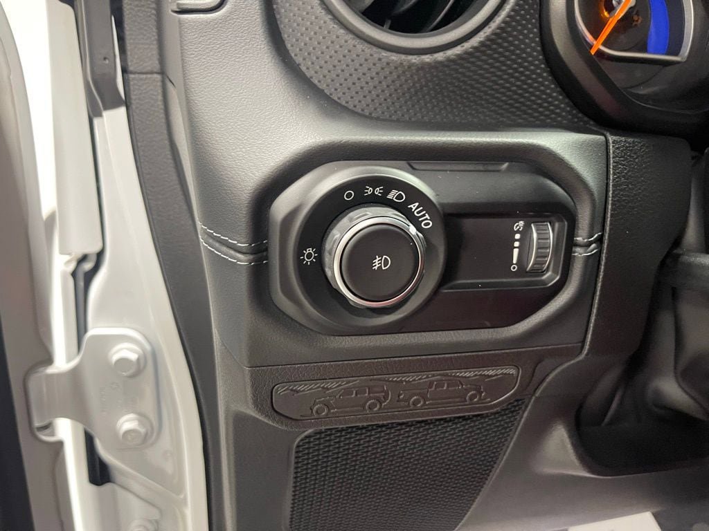 Used 2024 Jeep Wrangler Unlimited Rubicon 392 AWD/4WD image 19