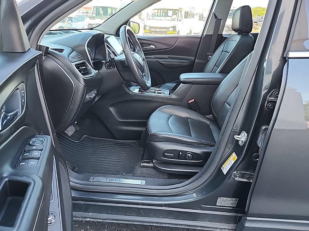 Used 2018 Chevrolet Equinox Premier AWD/4WD image 32