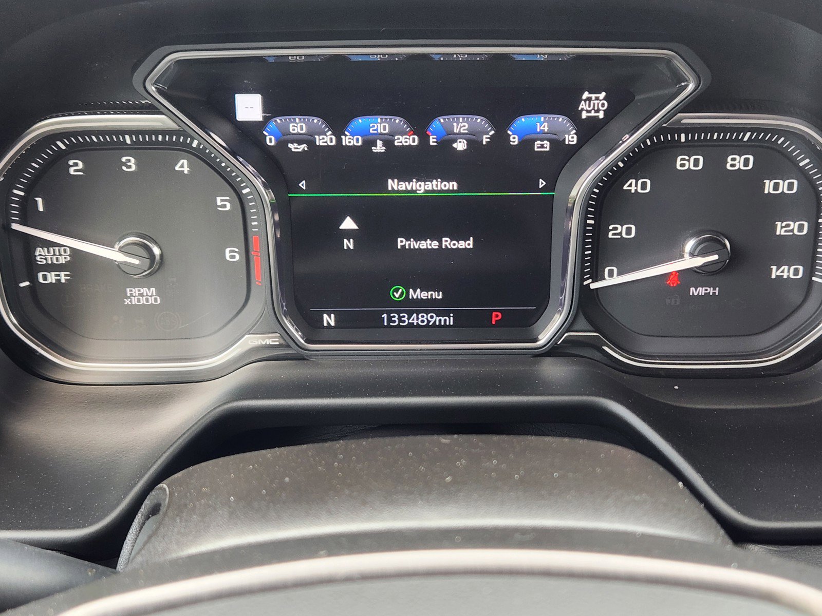 Used 2021 GMC Yukon AT4 w/ AT4 Premium Package image 15