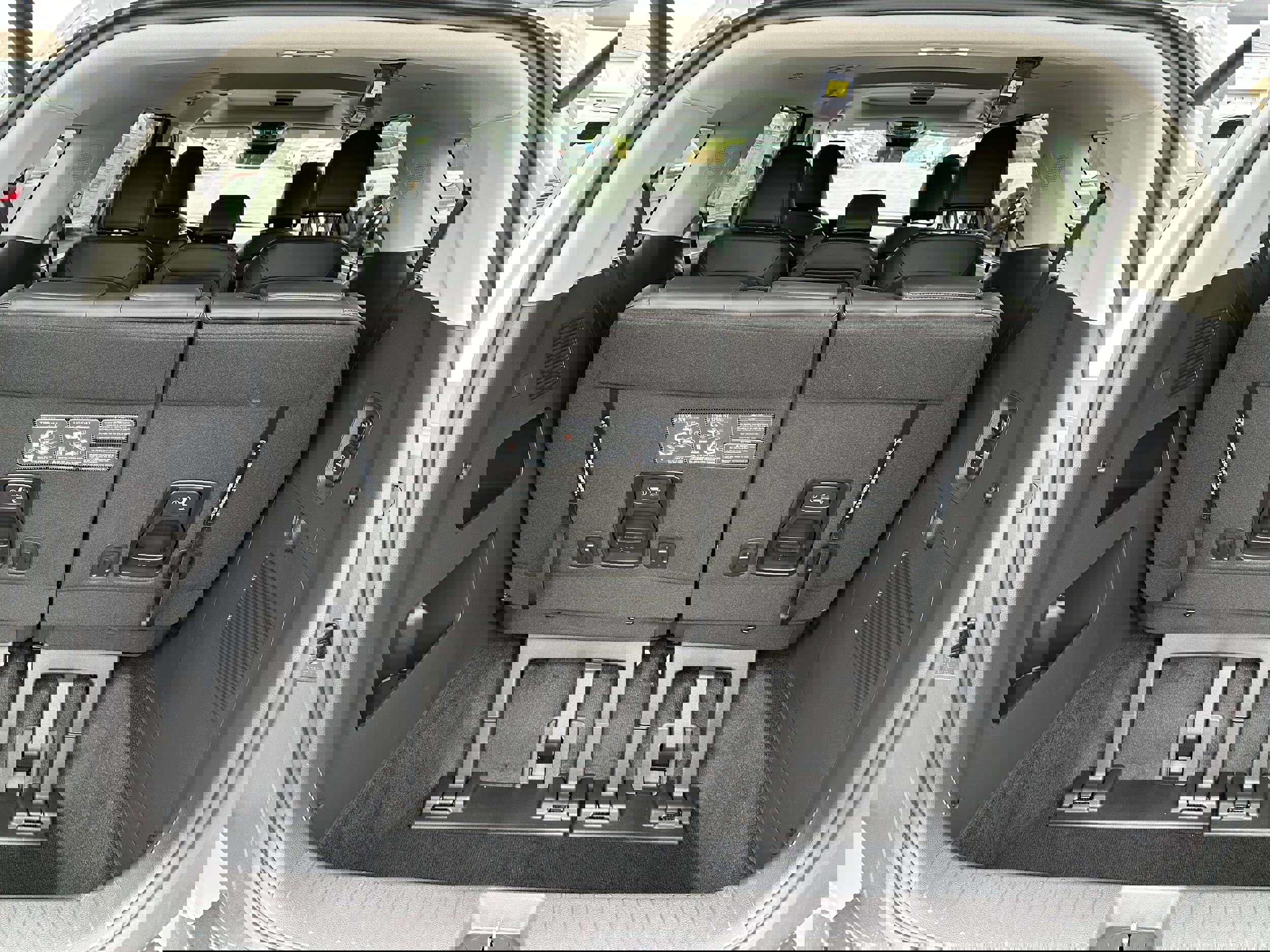 New 2026 Kia Carnival SX image 11