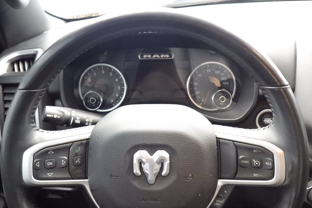 Used 2023 RAM 1500 Big Horn AWD/4WD image 30